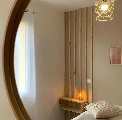 Au Petit Bonheur Semesterbostad *